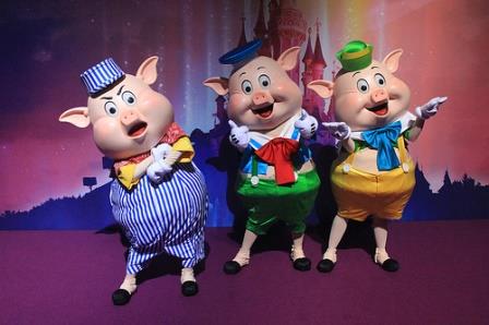 A photograph of models of the Three Little Pigs